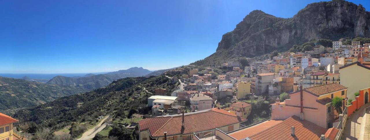 Ulassai Sardinia Climbing House Bed & Breakfast エクステリア 写真